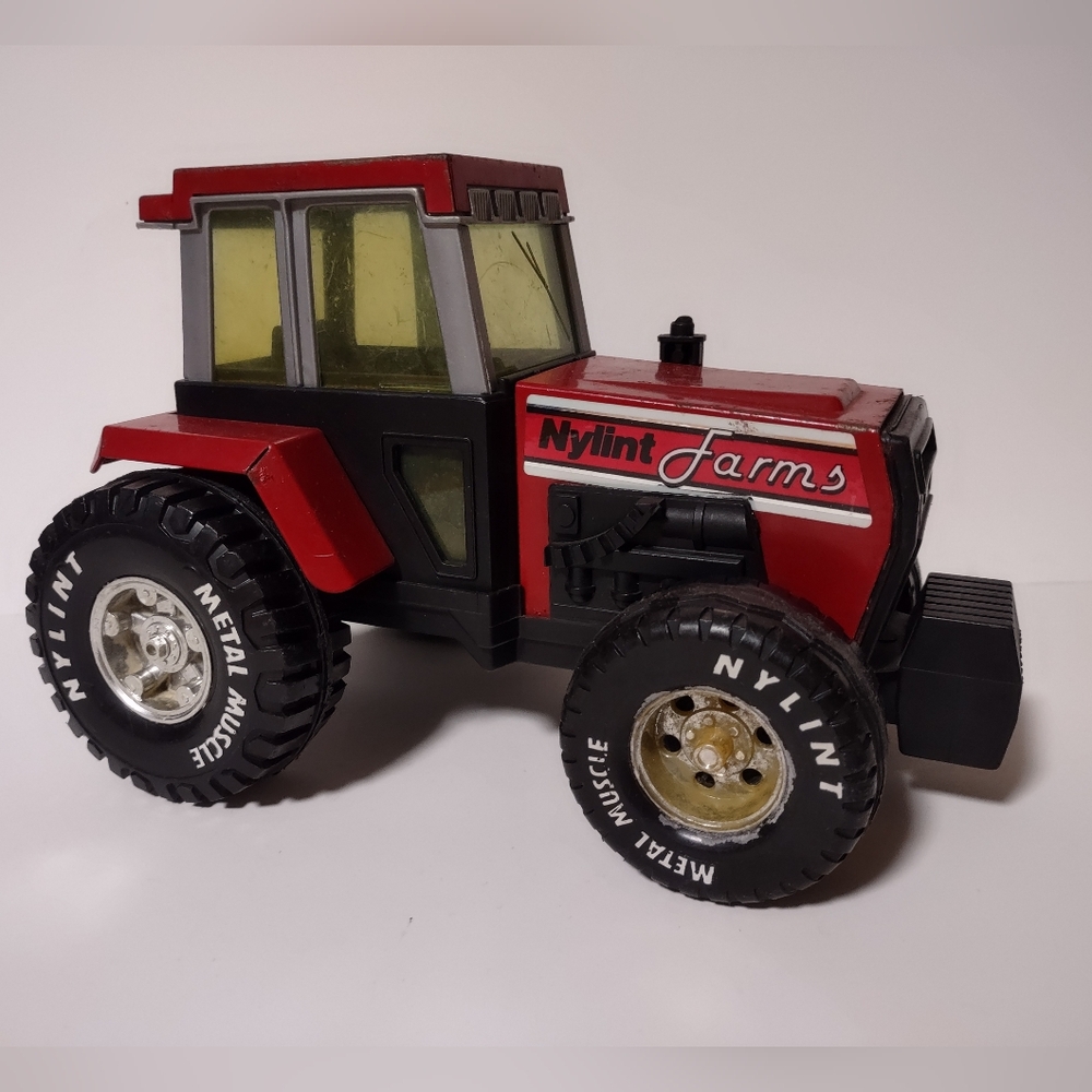 Vintage Nylint Red Farm Tractor Enclosed Cab 9" Long Plastic & Pressed Steel USA